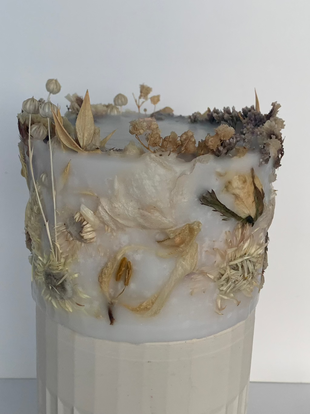Reverie - Lumanare botanica cu fitil de lemn