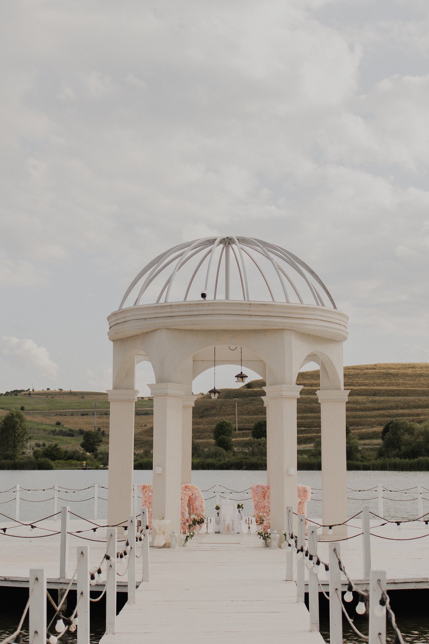 Cerere in Casatorie - Ceremony of Light