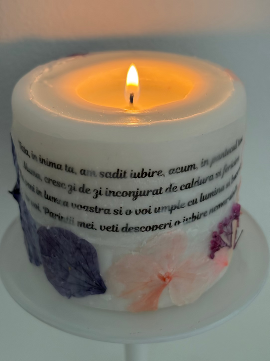 Implinire - lumanare botanica gender reveal cu hortensii