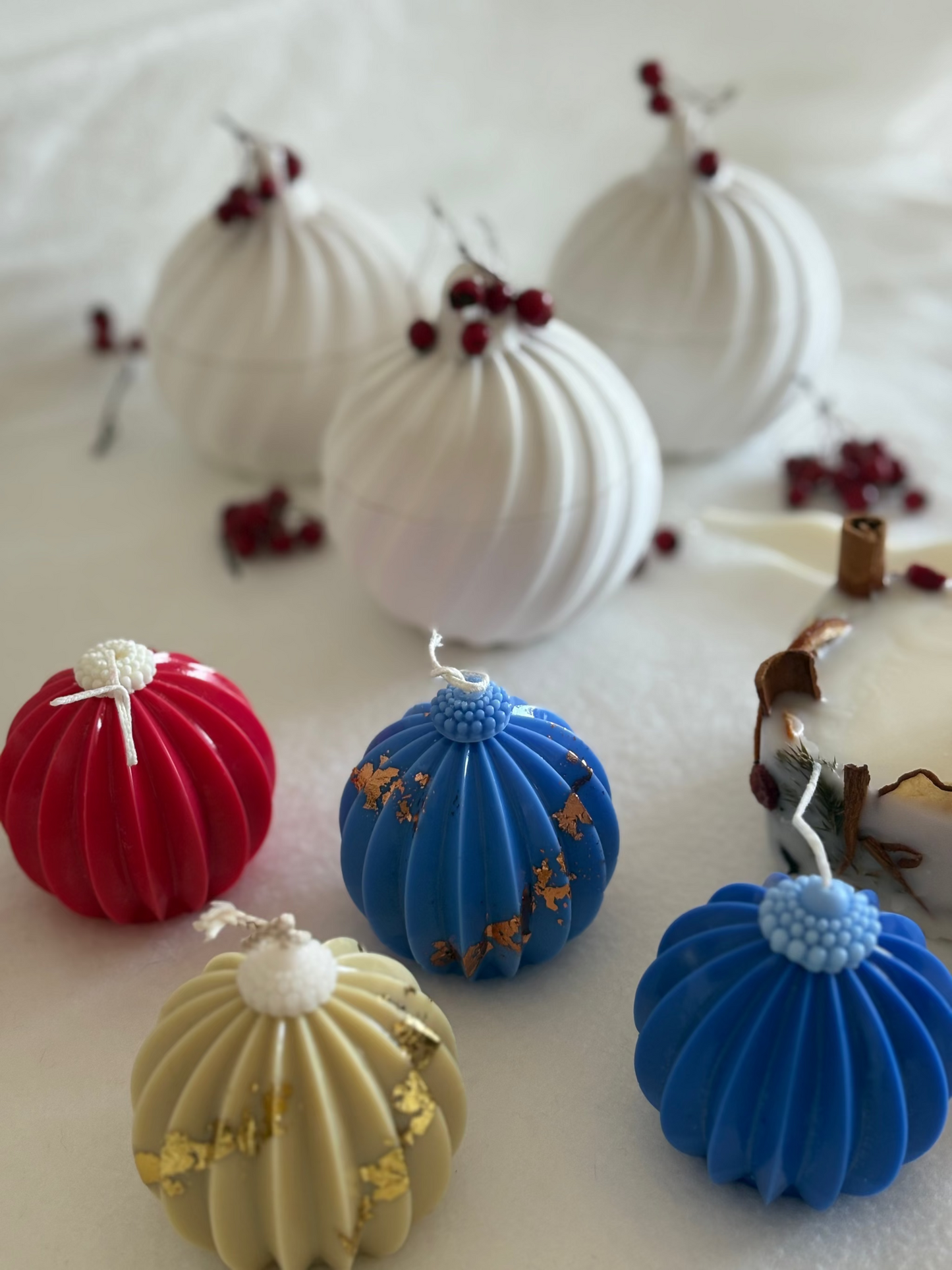 Set 4 lumanari tip glob