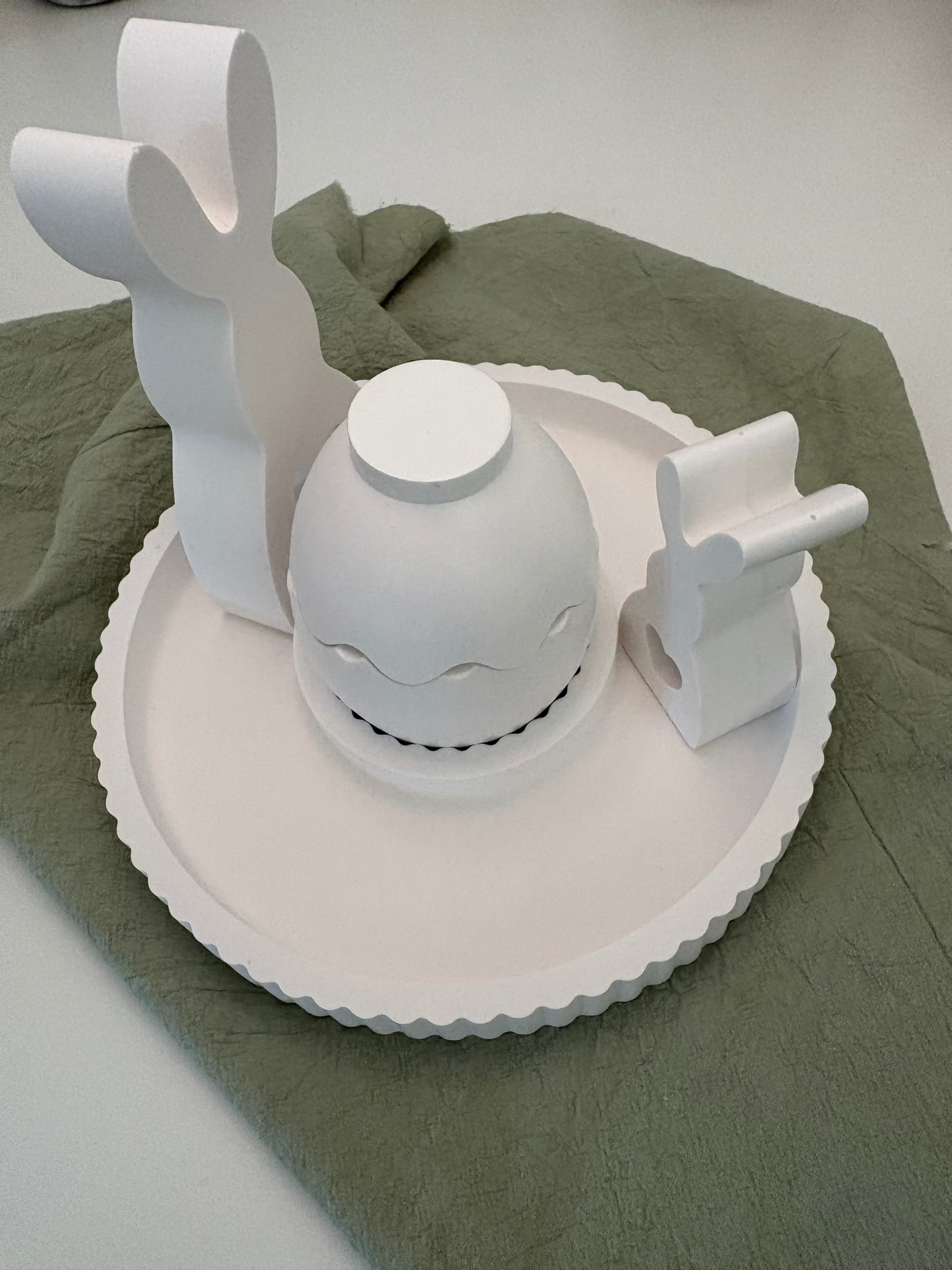 Ou ceramic decor