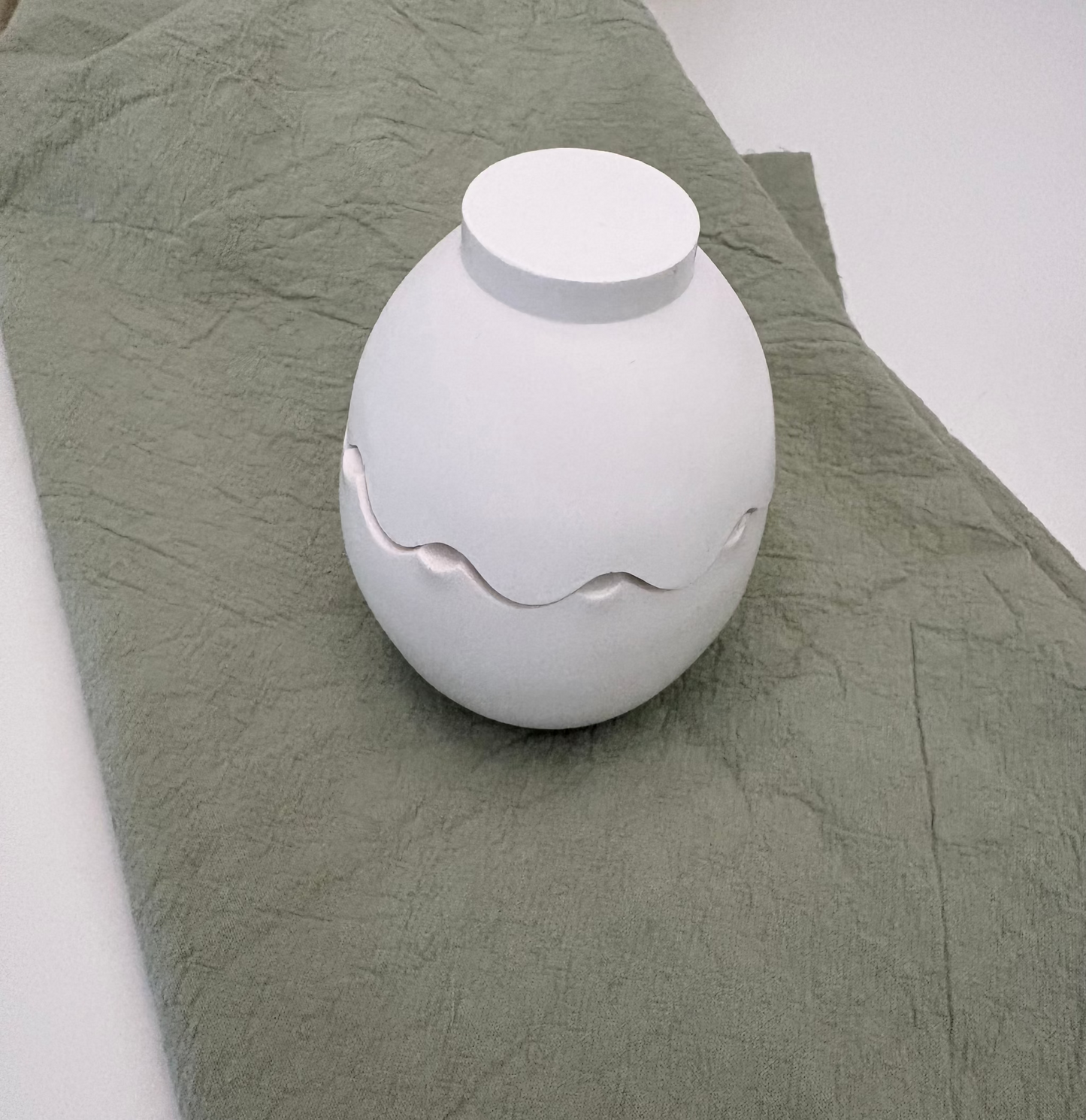 Ou ceramic decor